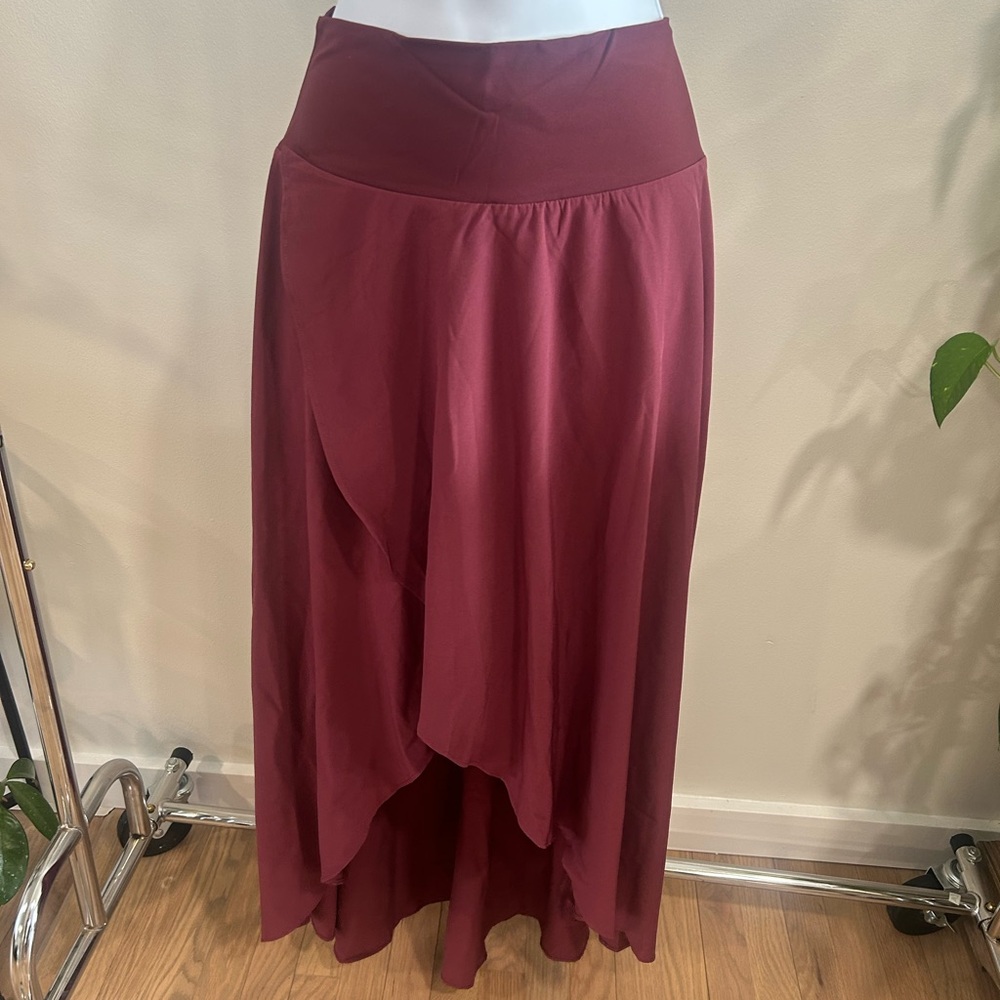HALARA High Low Skirt in Deep Red